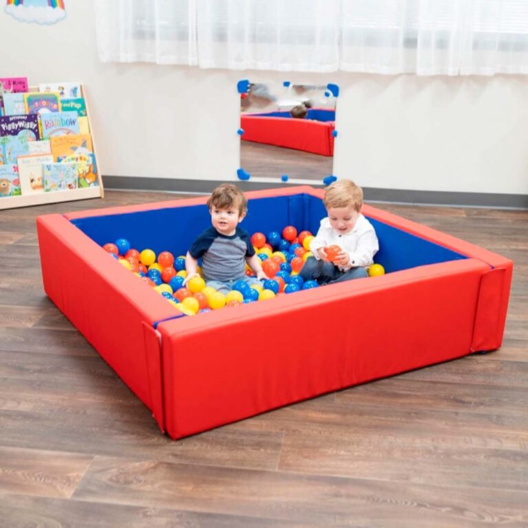 Piscina de pelotas grande  GYM-002
